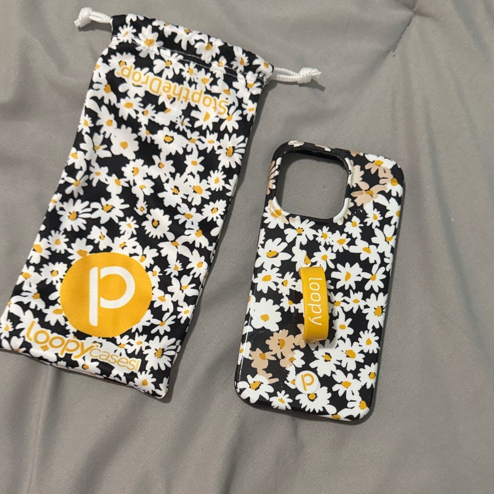 Loopy Case Floral Design Phone Case - Black and Yellow
